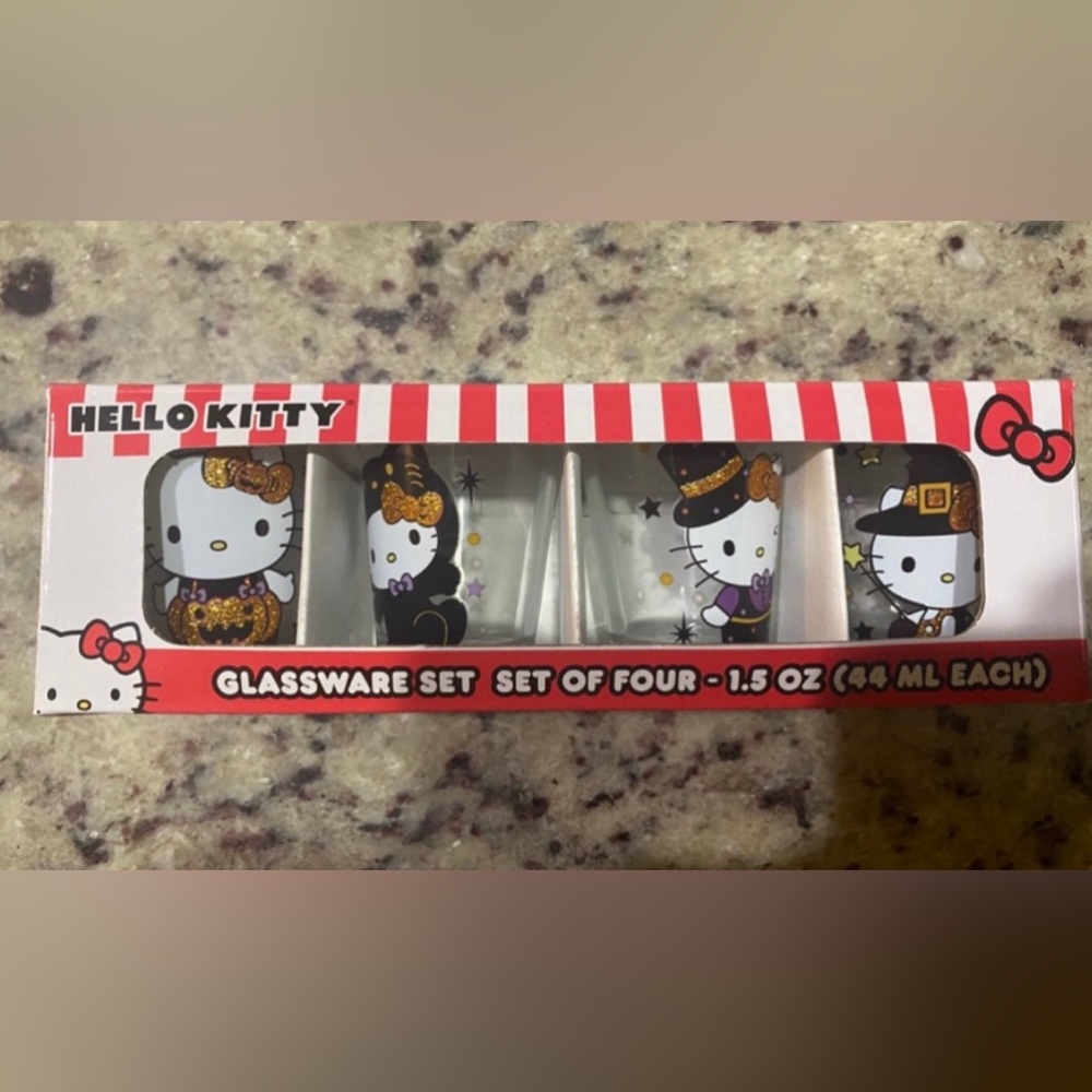 Hello Kitty shot glass set of 4 shot glasses Halloween theme new in box
